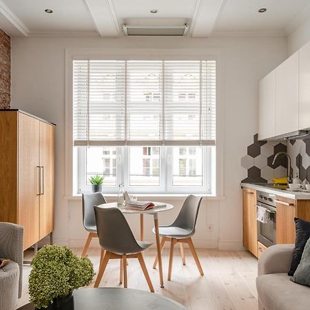 Rynek Stare Miasto Apartment 5 - Klima Netflix Вроцлав Экстерьер фото